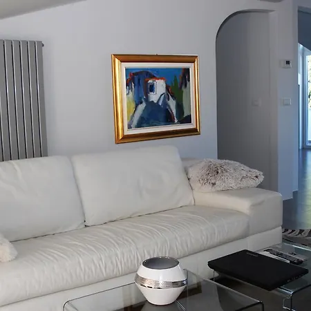 Klara Apartment